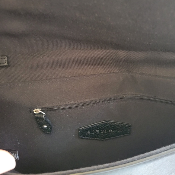 BCBG Generation Black purse with silver chain LIKE-NEW - Picture 7 of 7